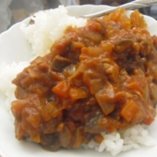 簡単　野菜たっぷりキーマカレー（ドライカレー）